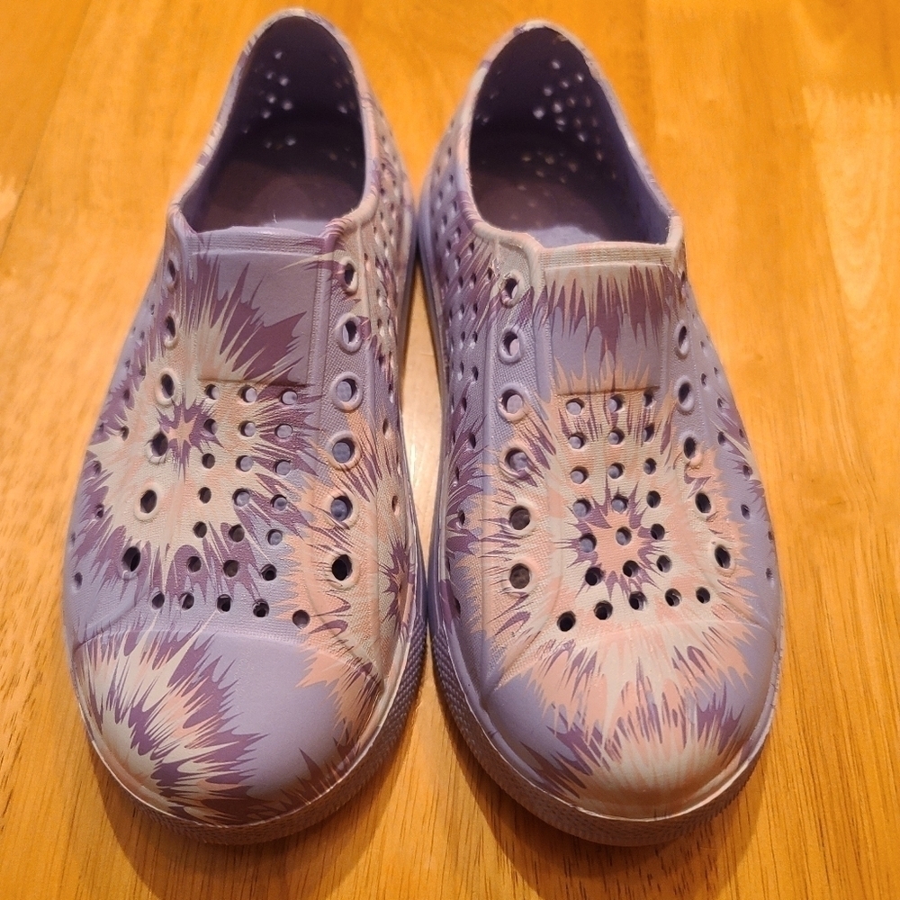NWT Girls' Rampage slip ons
